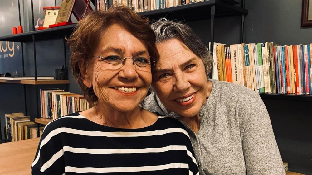 İki eski dostun oyun heyecanı