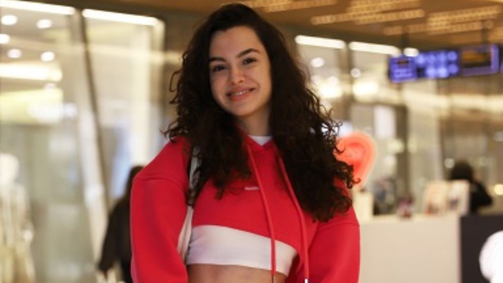 Su Burcu Yazgı Çoşkun'un AVM tarzı