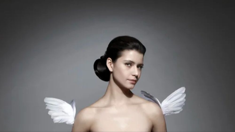 Ünlü kadınlar şiddete karşı yeniden kanatlandı