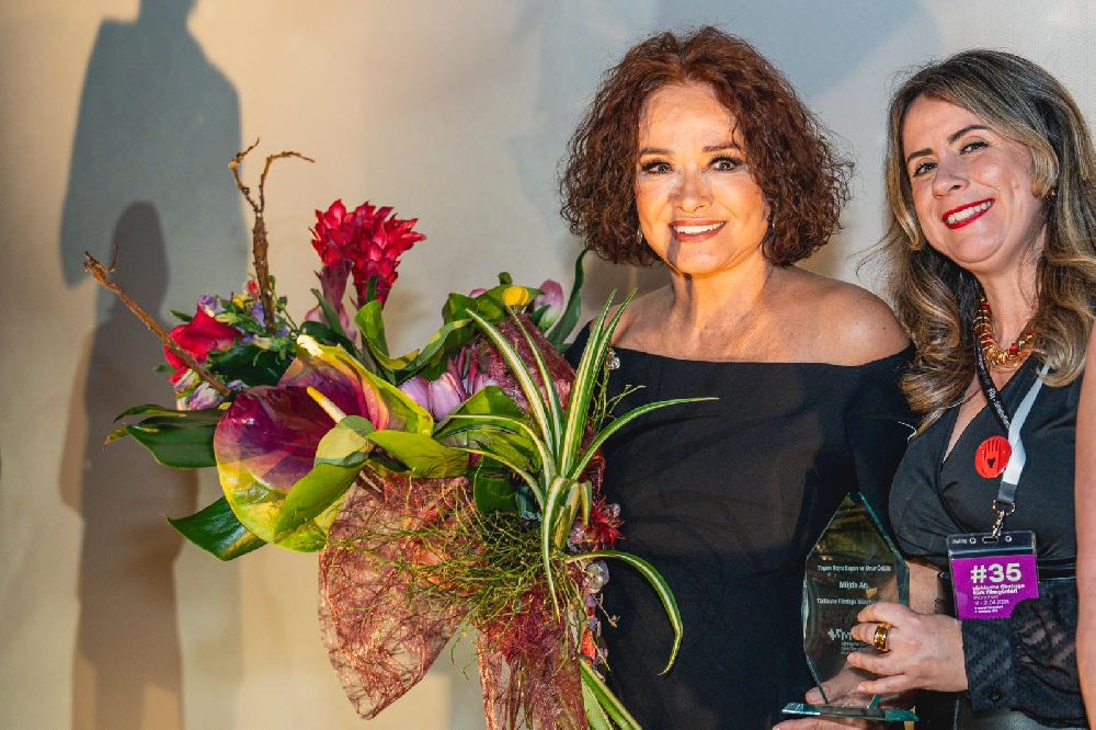 50. sanat yılında Müjde Ar'a Münih'te Yaşam Boyu Başarı Ödülü verildi