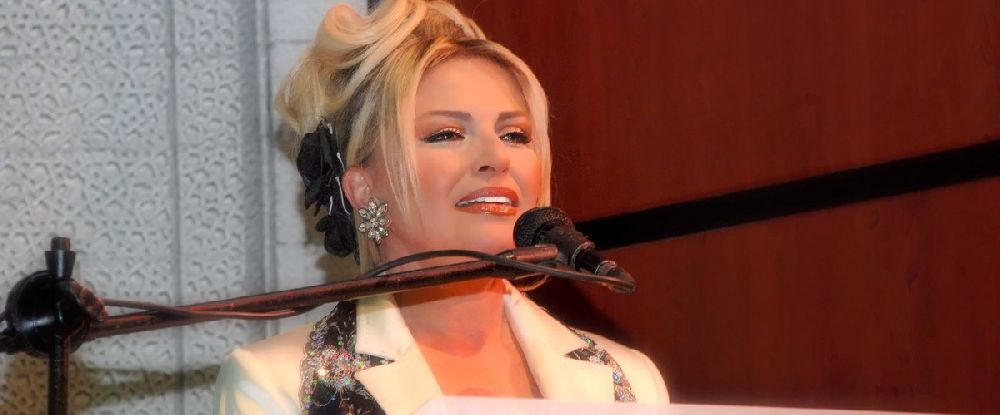 Ayşe Egesoy yılların suskunluğunu “Sen Yoksun Diye” bozdu