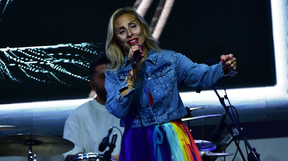 Azka'da bayram şenliği