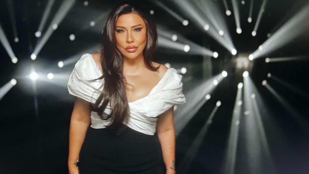 Işın Karaca yeni şarkısında "İhtilal" yapıyor