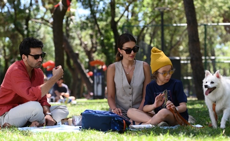 Kaan Urgancıoğlu ve Melisa Aslı Pamuk'un başrolünü paylaştığı 'Sen Yaşamaya Bak' filminin yayın tarihi belli oldu