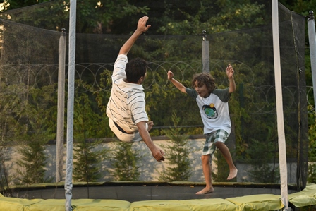 Kaan Urgancıoğlu ve Melisa Aslı Pamuk'un başrolünü paylaştığı 'Sen Yaşamaya Bak' filminin yayın tarihi belli oldu