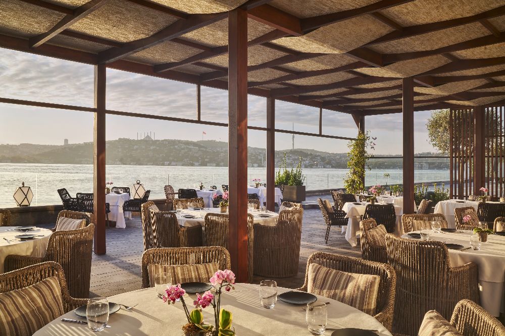 Mandarin Oriental Bosphorus, Istanbul’da Anneler Günü’nü eşsiz bir deneyime dönüştürün
