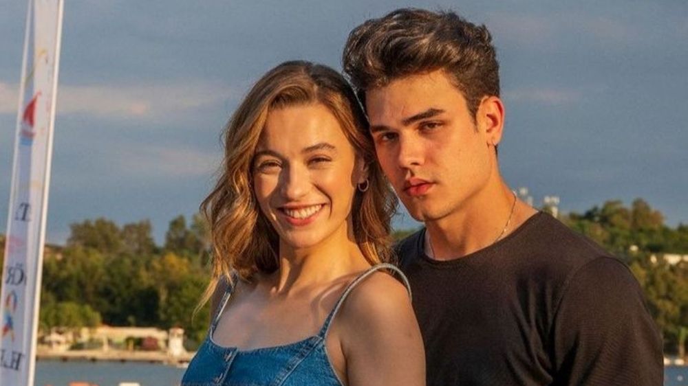 Ünlü çift Sümeyye Aydoğan ve Atakan Hoşgören ayrıldı mı?