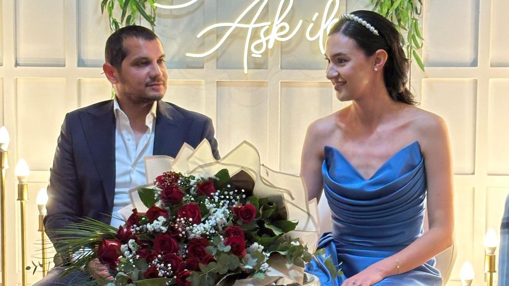 Ünlü iş insanından sürpriz nişan