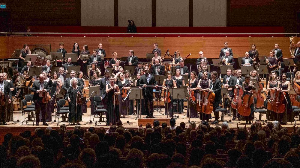 10 yılın ardından Olten Filarmoni Orkestrası ile sanatın derinliklerine yolculuk