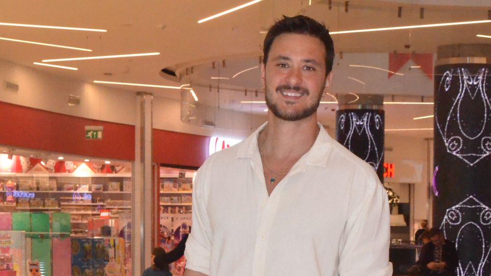 Anıl Altan'dan müjde