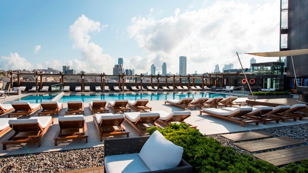 Annelere en güzel hediye bu yıl Hilton İstanbul Bomonti’den