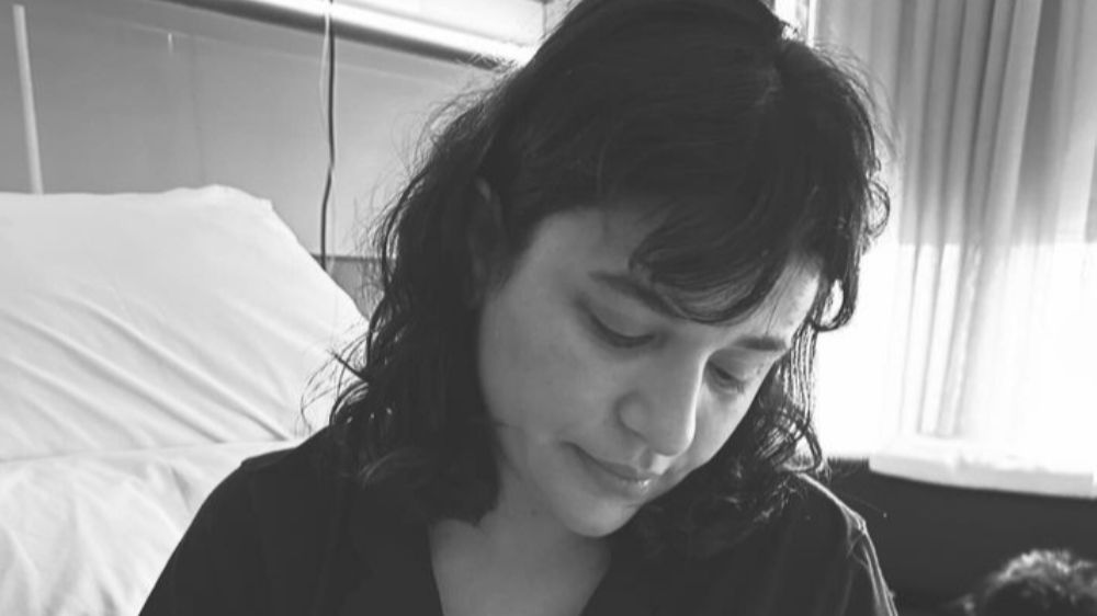 Kızı Asya Mone'yi kucağına alan Gonca Vuslateri duygularını dile getirdi