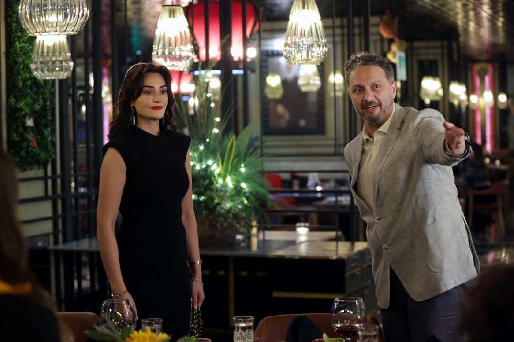 ‘Zamanın Kapıları’nın setinden ilk kareler paylaşıldı