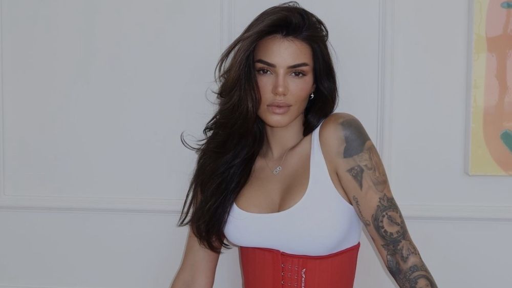 Hırsızlar ünlü şarkıcı Morena Taraku'nun milyonluk takılarını böyle çaldılar!