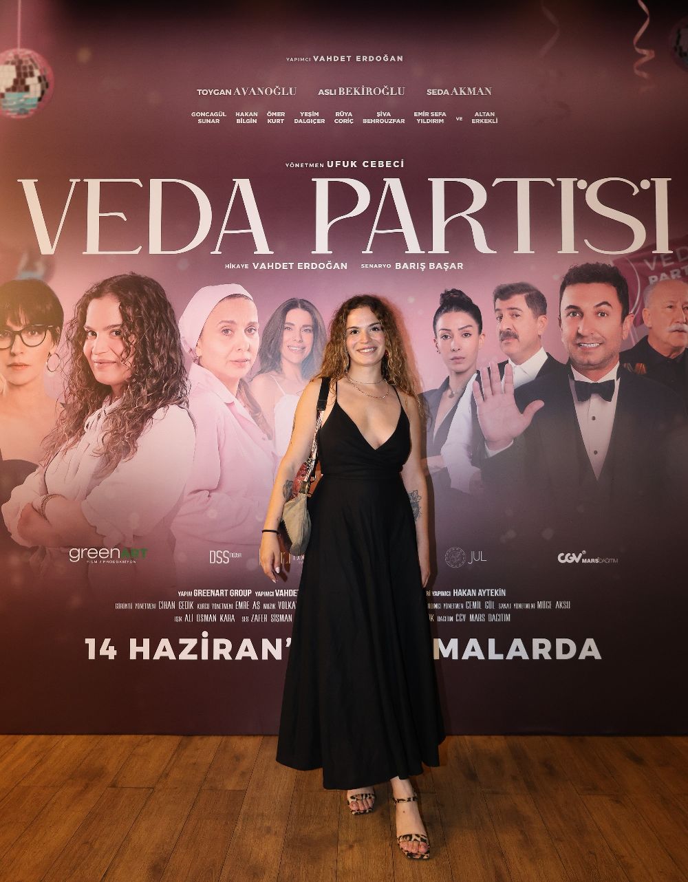 Hoşlandığı erkek tiplerini tarif ederken "Barzo, dağ ayısı olacak" sözleriyle gündem olan Aslı Bekiroğlu'ndan yeni açıklama!