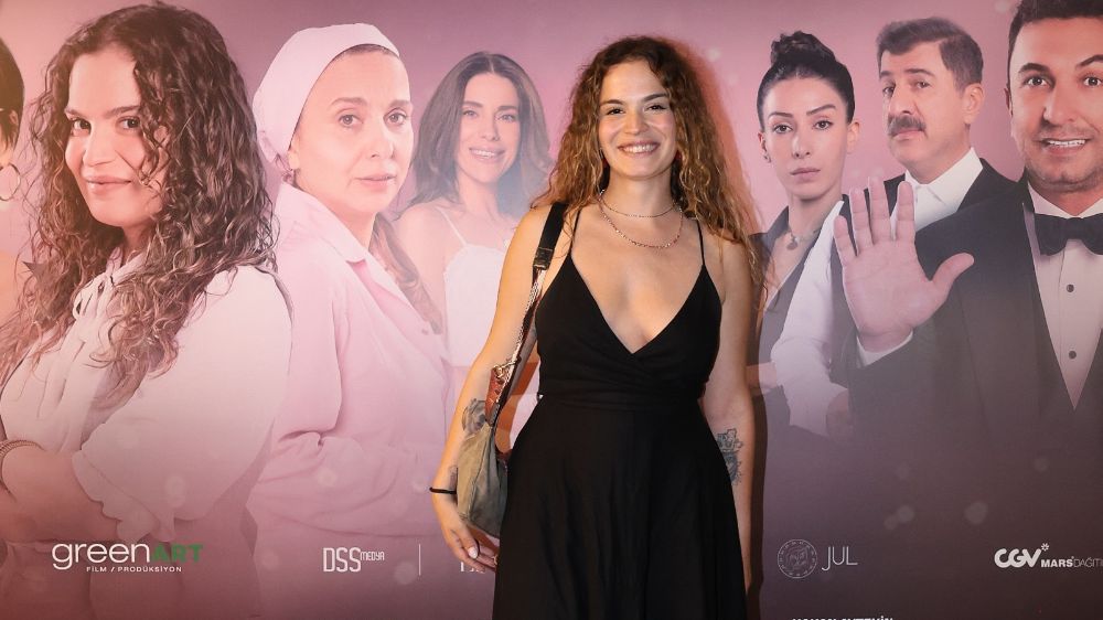 Hoşlandığı erkek tiplerini tarif ederken "Barzo, dağ ayısı olacak" sözleriyle gündem olan Aslı Bekiroğlu'ndan yeni açıklama!