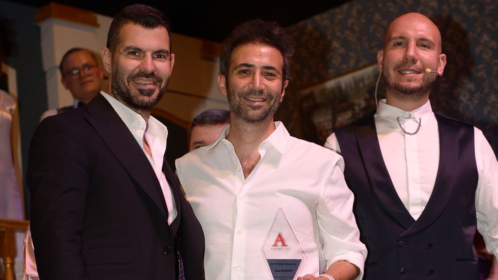 Sarp Bozkurt'a ödül! Projelerinden bahsetti