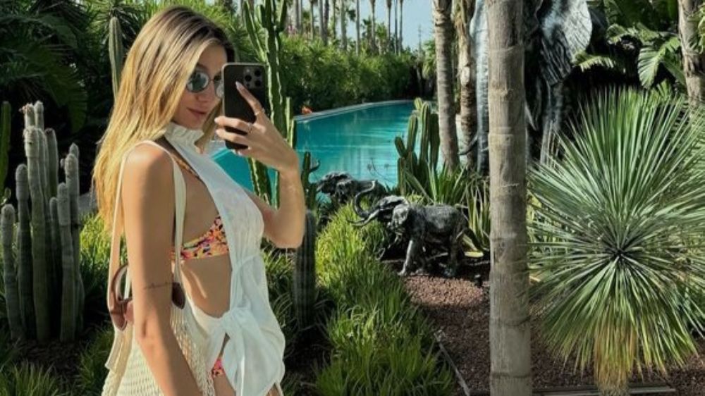 Ünlü model Şevval Şahin'den Alaçatı pozları