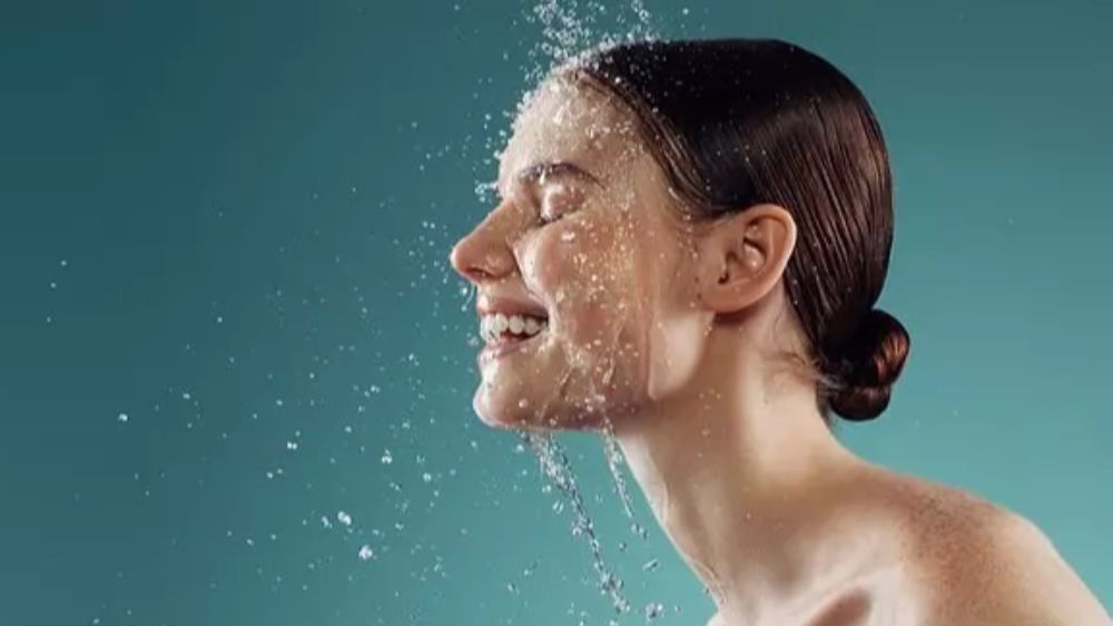 Yazın cildiniz de saçınız da kurumasın!