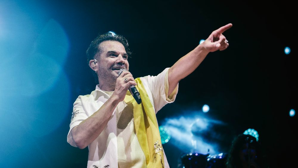 Kenan Doğulu Bodrum’da unutulmaz bir geceye imza attı