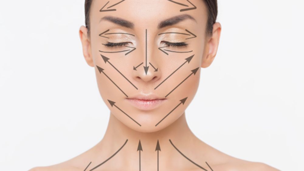 Yüz inceltme ameliyatları gençlerin yeni güzellik takıntısı mı?