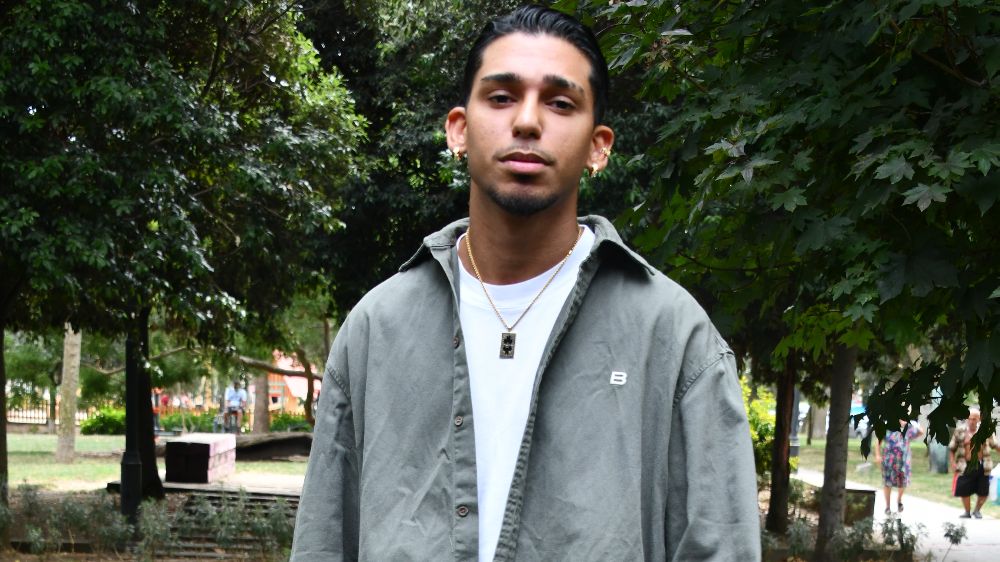 Zeynep Bastık ile dansı olay olan şarkıcı Baran Mengüç, ilk kez konuştu!