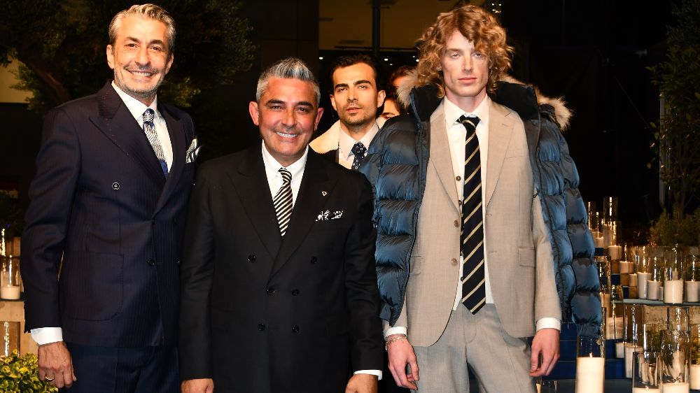 Erkan Petekkaya podyuma çıktı