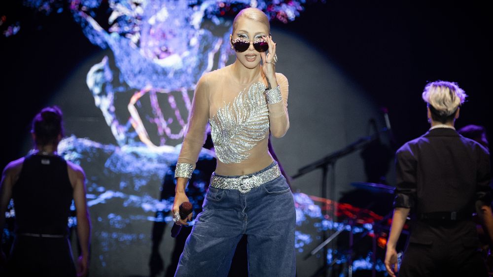 Hande'nin Işığı İzmir'i yaktı!