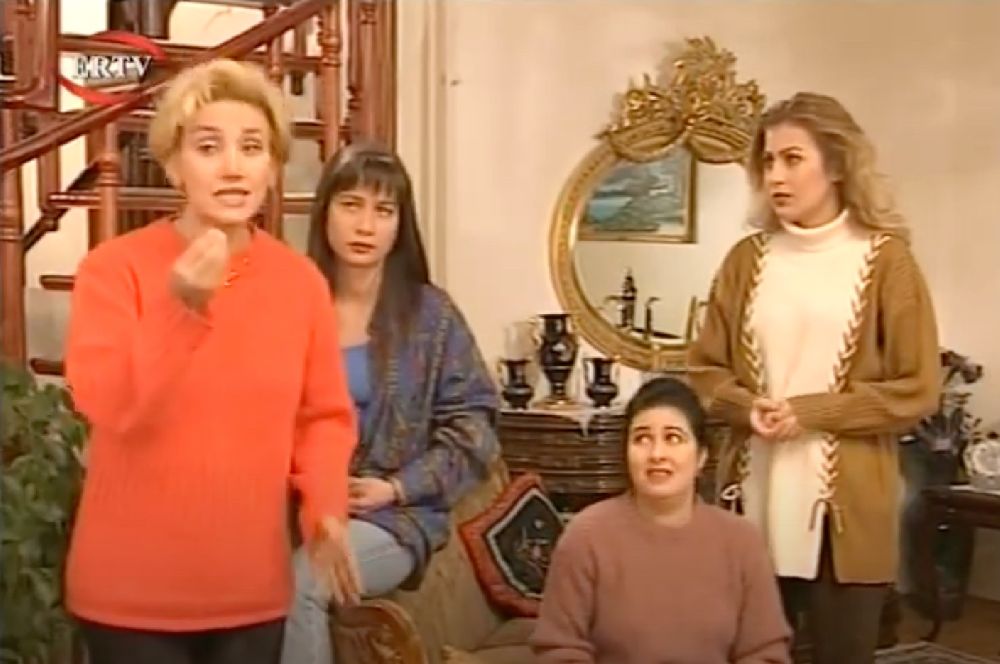 Selda Özbek ve Gamze Yarka 28 yıl aradan sonra sette buluştu