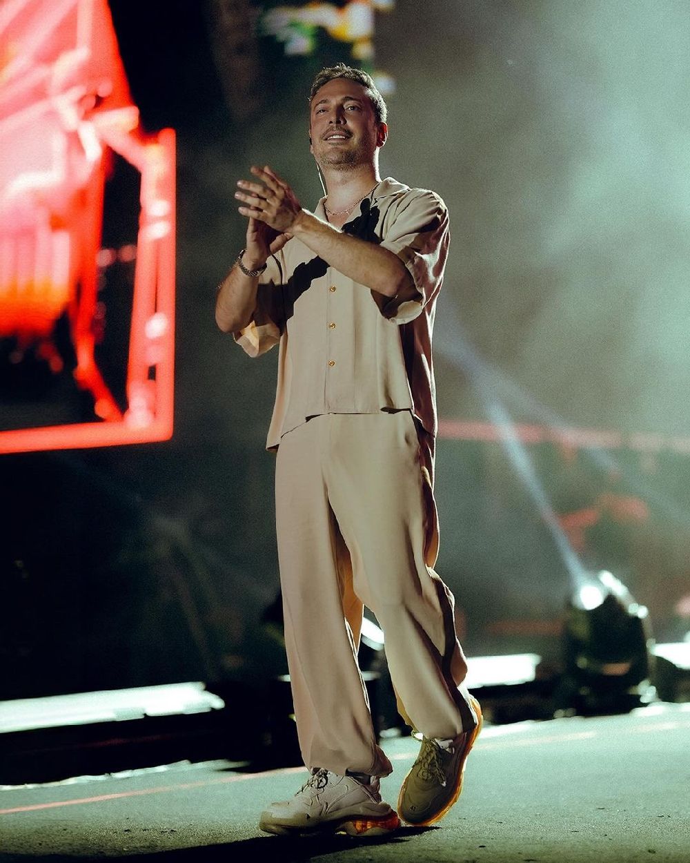 Ünlü isimler Hazal Subaşı ile Oğuzhan Koç aşklarını ilan etti