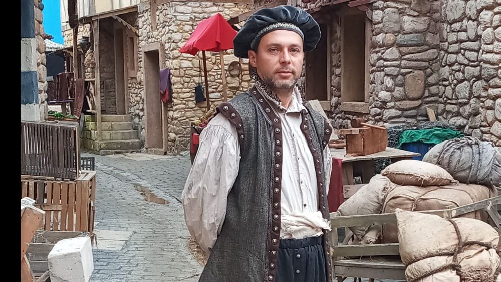 Kötü adam oynamayı istiyorum