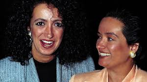 Müjde Ar kardeşi Mehtap Ar'ın torunu Defne için Londra'ya gidiyor!