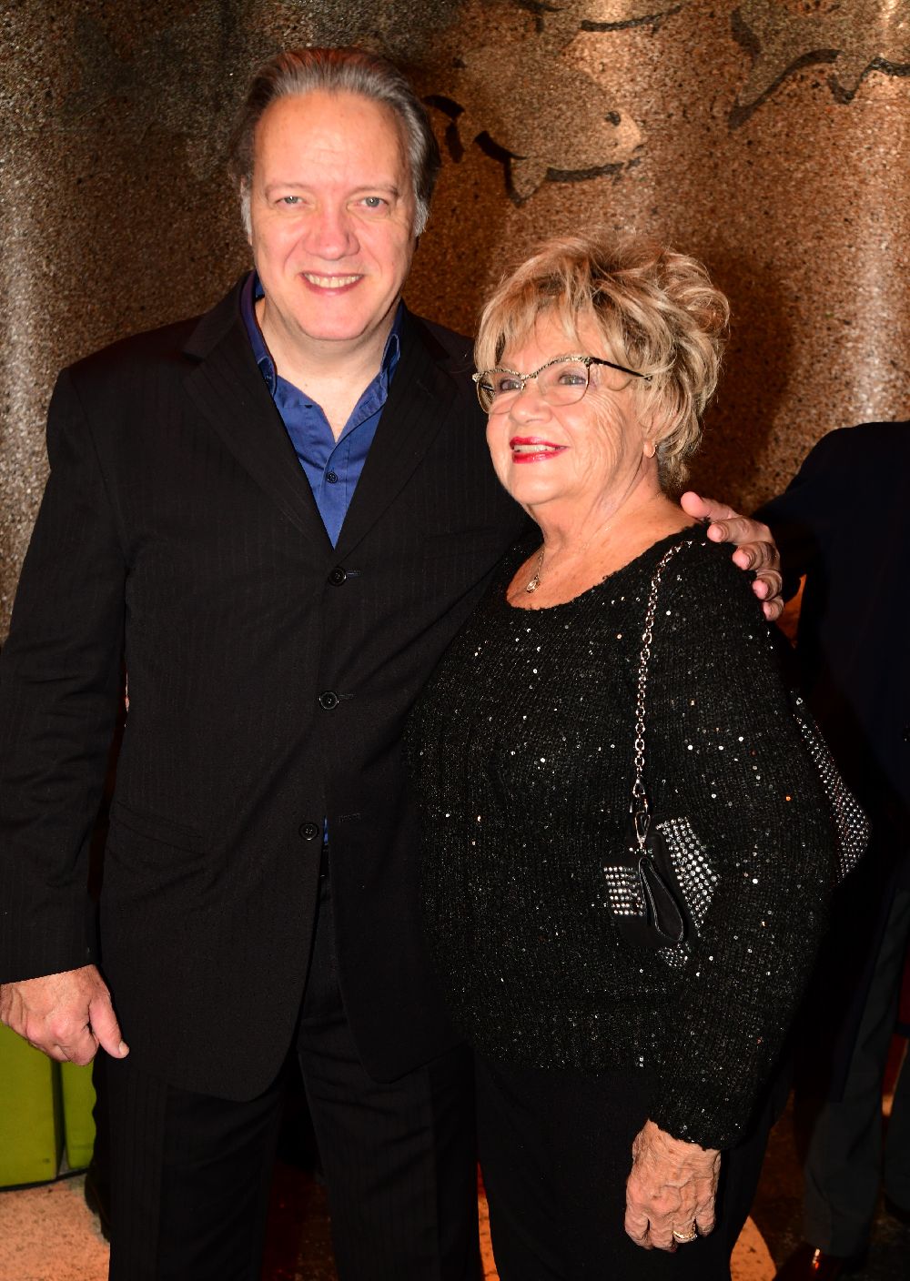 “Annem Hep Derdi Ki” komedisinin galası yapıldı