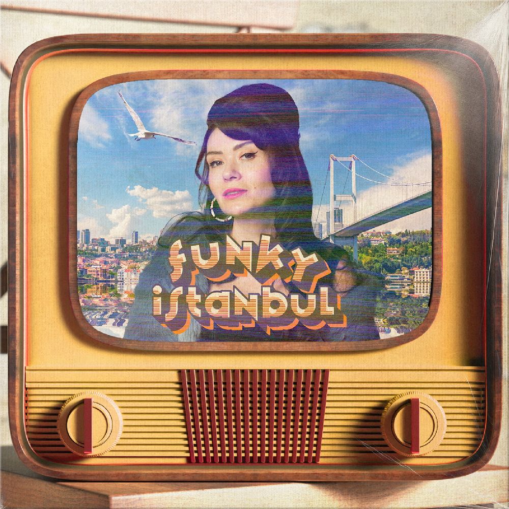 Burcu Kurt ile yılbaşı ruhuna retro dokunuş: Funky İstanbul