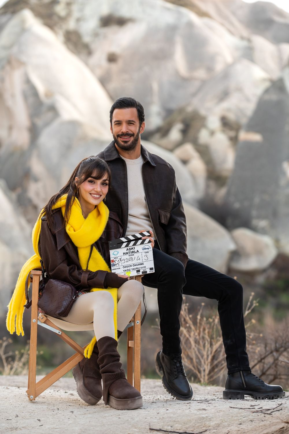 Hande Erçel ve Barış Arduç'un başrollerinde yer aldığı 'Aşkı Hatırla' filminden yeni fotoğraflar!