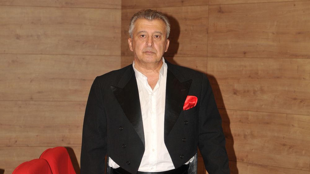 Hüseyin Avni Danyal'dan etkileyici bir tiyatro deneyimi