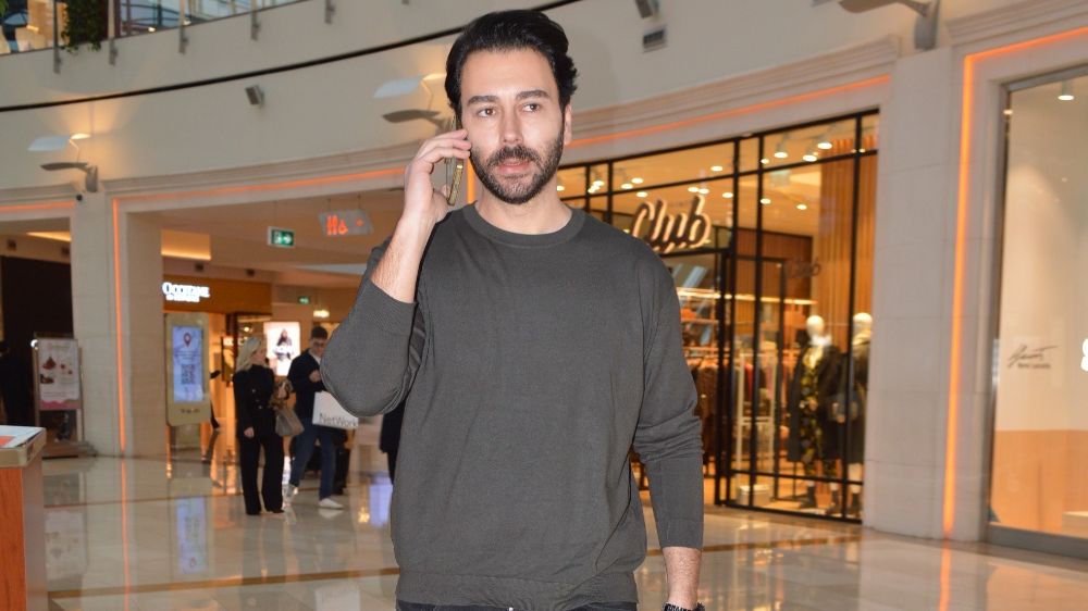 Atını valeye veren birini görürseniz o benimdir! 