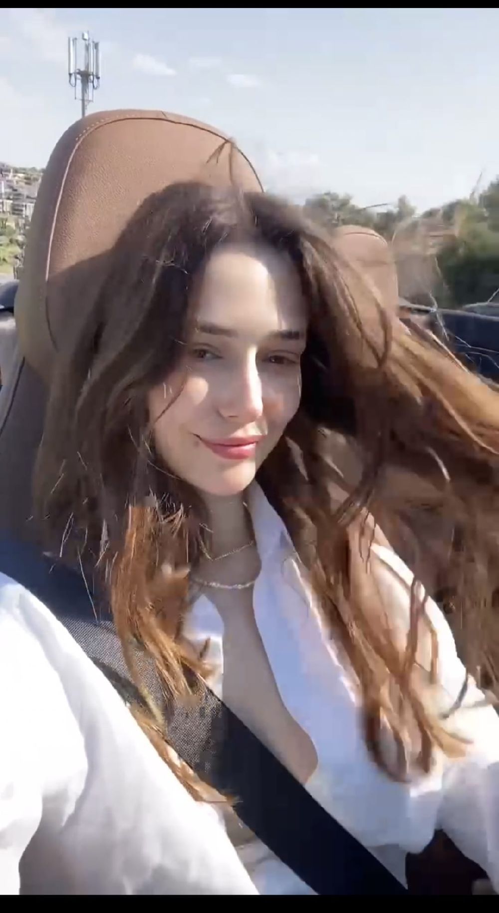 Can Kızıltuğ ile Afra Karagöz’den Alaçatı’da aşk turu