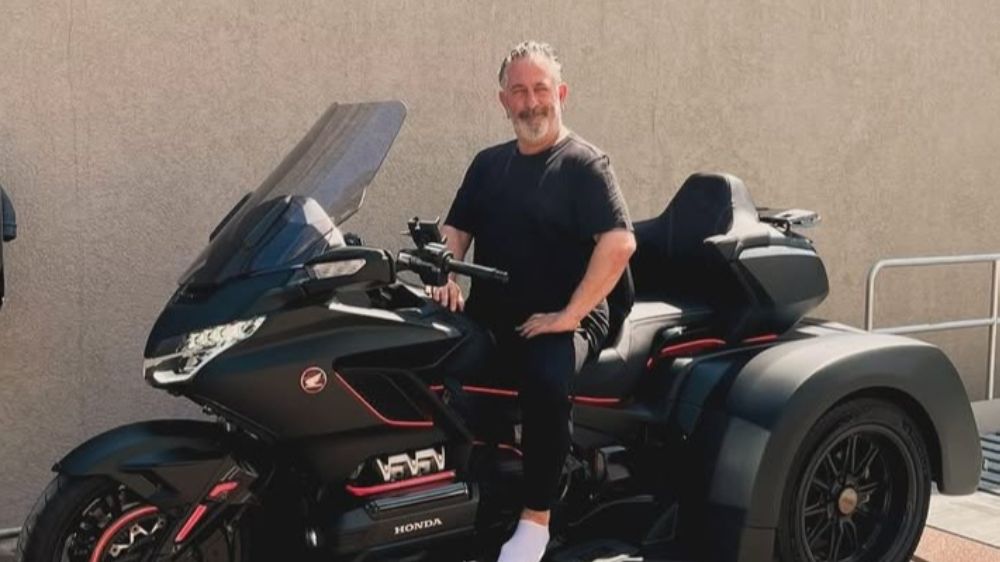 Cem Yılmaz'ın milyonluk oyuncağı