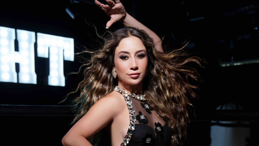 Nihan Akın müzikte ringe çıktı!