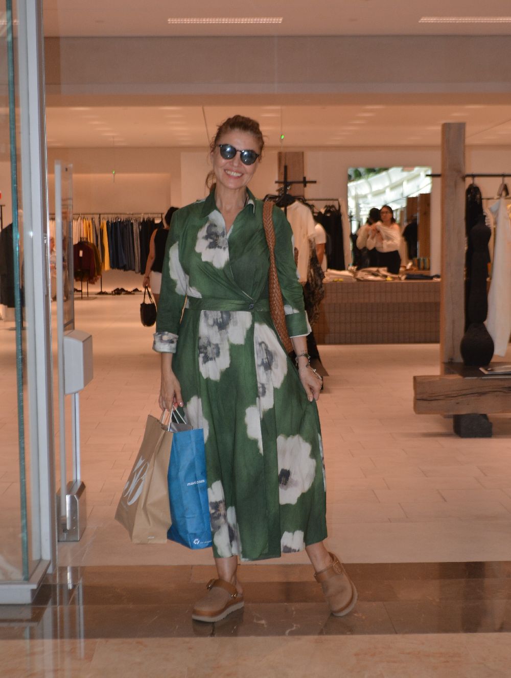 Gülben Ergen'in AVM tarzı