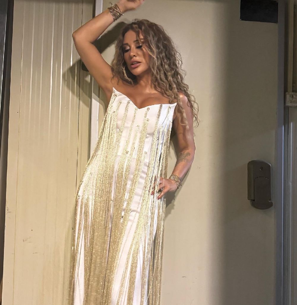 Selen Görgüzel Mardin'i atla gezdi