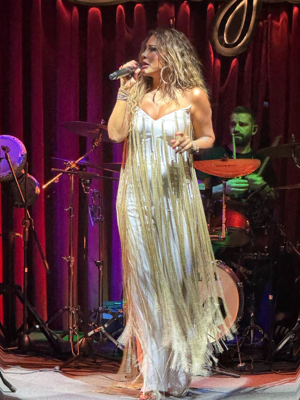 Selen Görgüzel Mardin'i atla gezdi