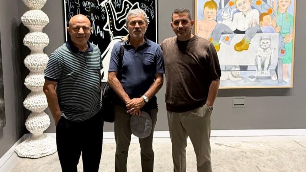 Aykut Kocaman galeri ziyaret etti