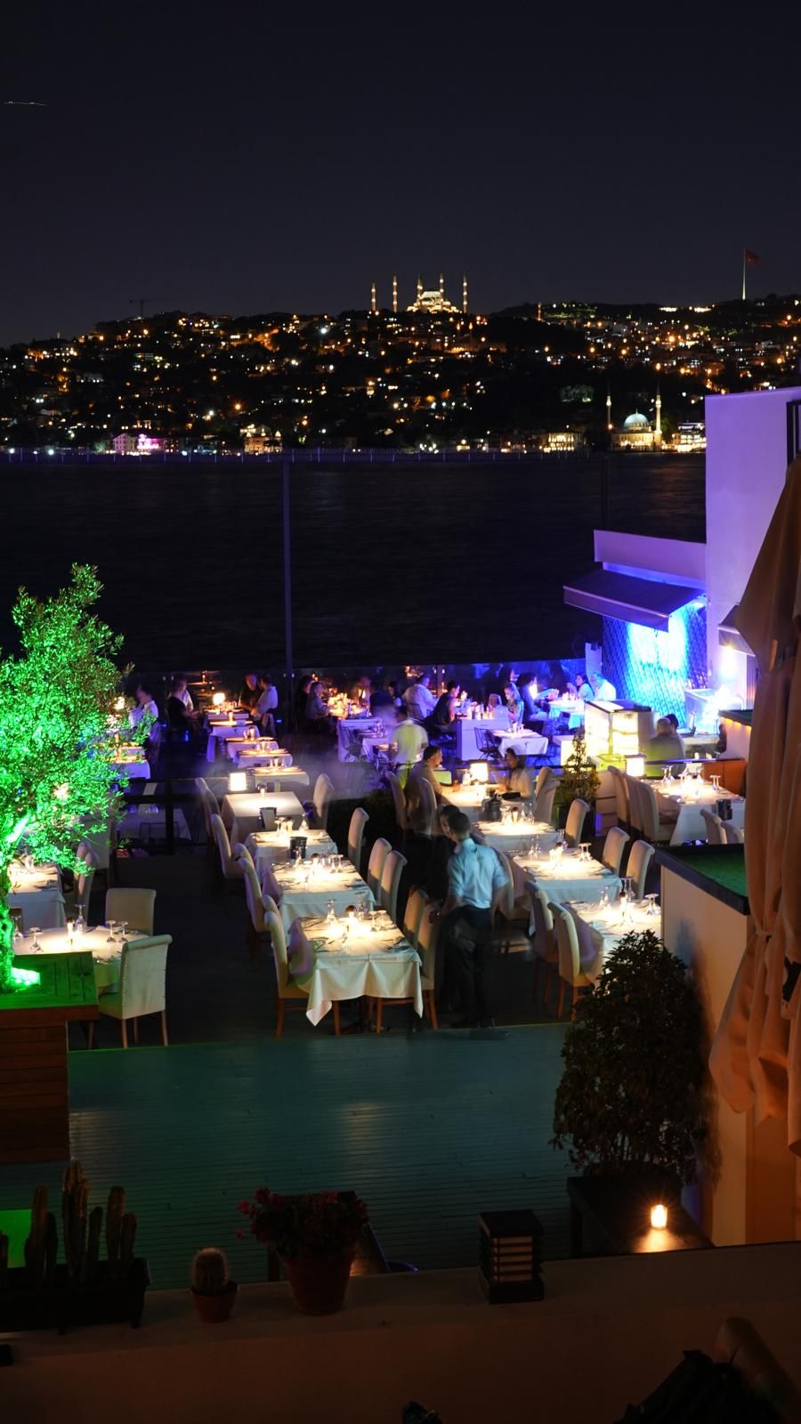 Boğaz’ın incisi Sortie yenilenen yüzüyle yaza damga vuruyor!