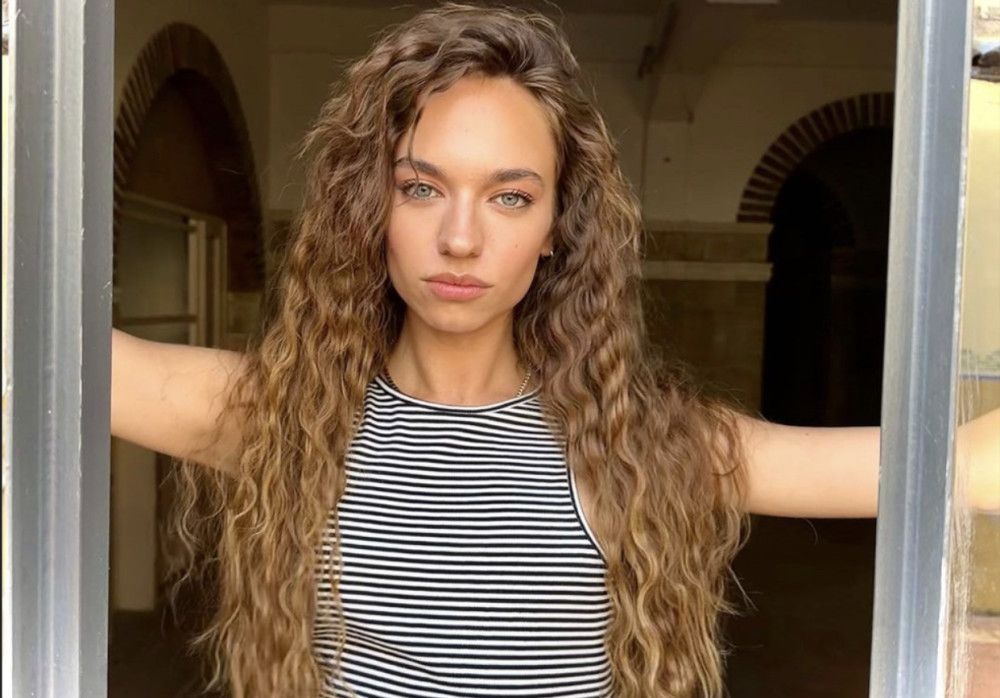 Balıkesir depreminde Eylül Tumbar'ın akrabası hayatını kaybetti