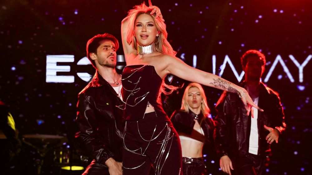 Ece Mumay global arenaya adım attı