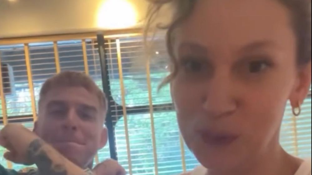 Farah Zeynep Abdullah, Gökhan Özoğuz ile aşkını ilan etti!