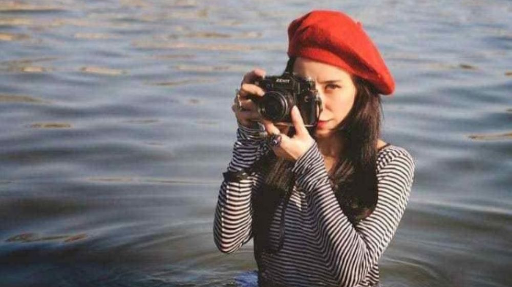 Fotoğrafçı Dilan Bozyel oyuncu Mehmet Yılmaz Ak hakkında silah zoruyla taciz iddiası