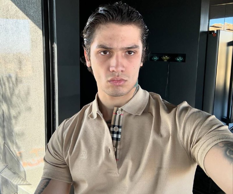 Konser sonrası silahlı saldırıya uğrayan rapçi Çakal, hastane odasından sağlık durumu hakkında açıklama yaptı